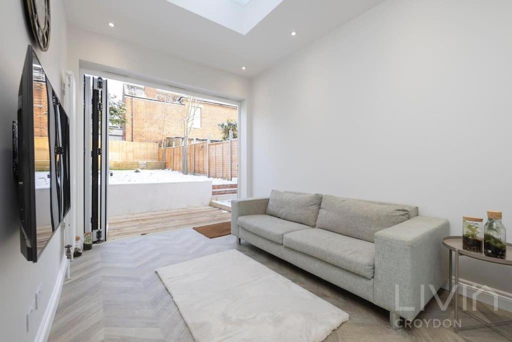 2 Bed Flat -Zone 1-4 London Apartman Thornton Heath Kültér fotó